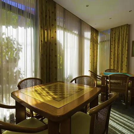 Lejlighedshotel Imperatriz 3*