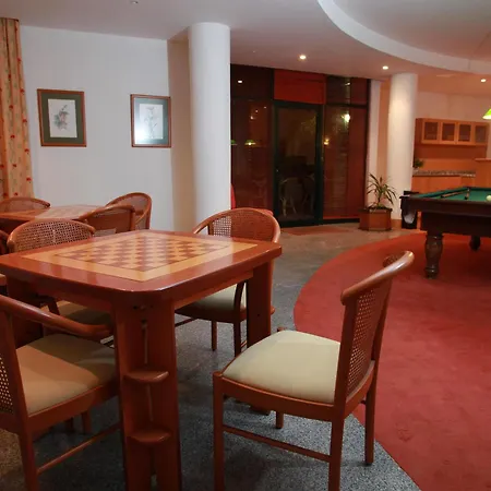 Imperatriz Lejlighedshotel 3*